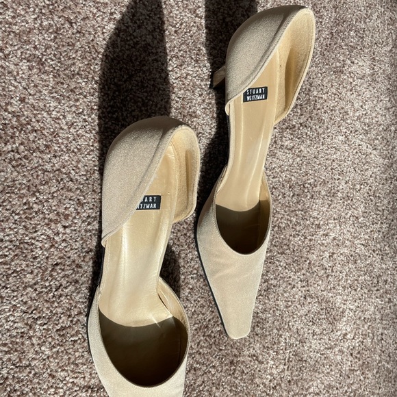Stuart Weitzman cream pumps 8.5 - Picture 2 of 3